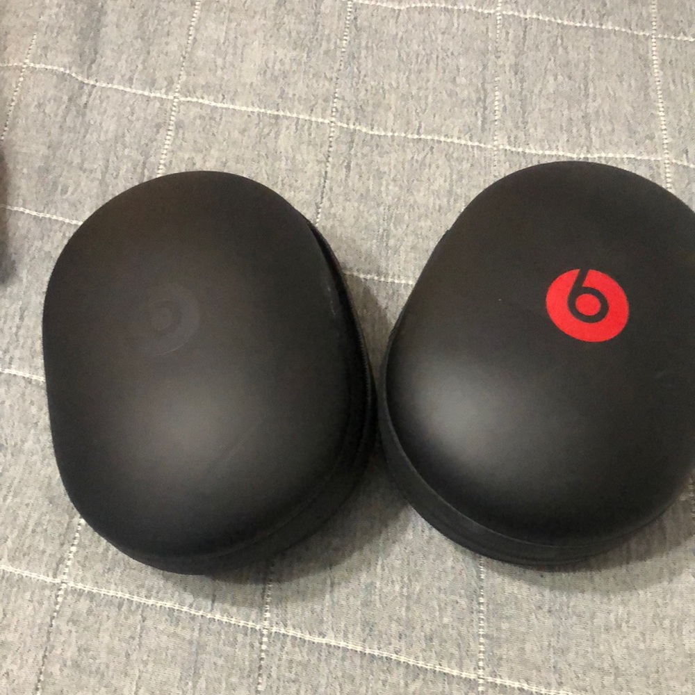 Beats by Dre cases